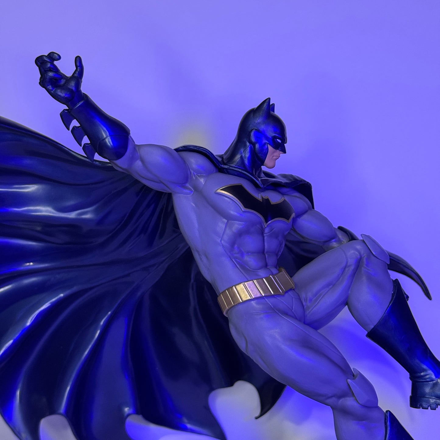 Action Figure Batman (DC Comics) – 21 cm – PVC Premium