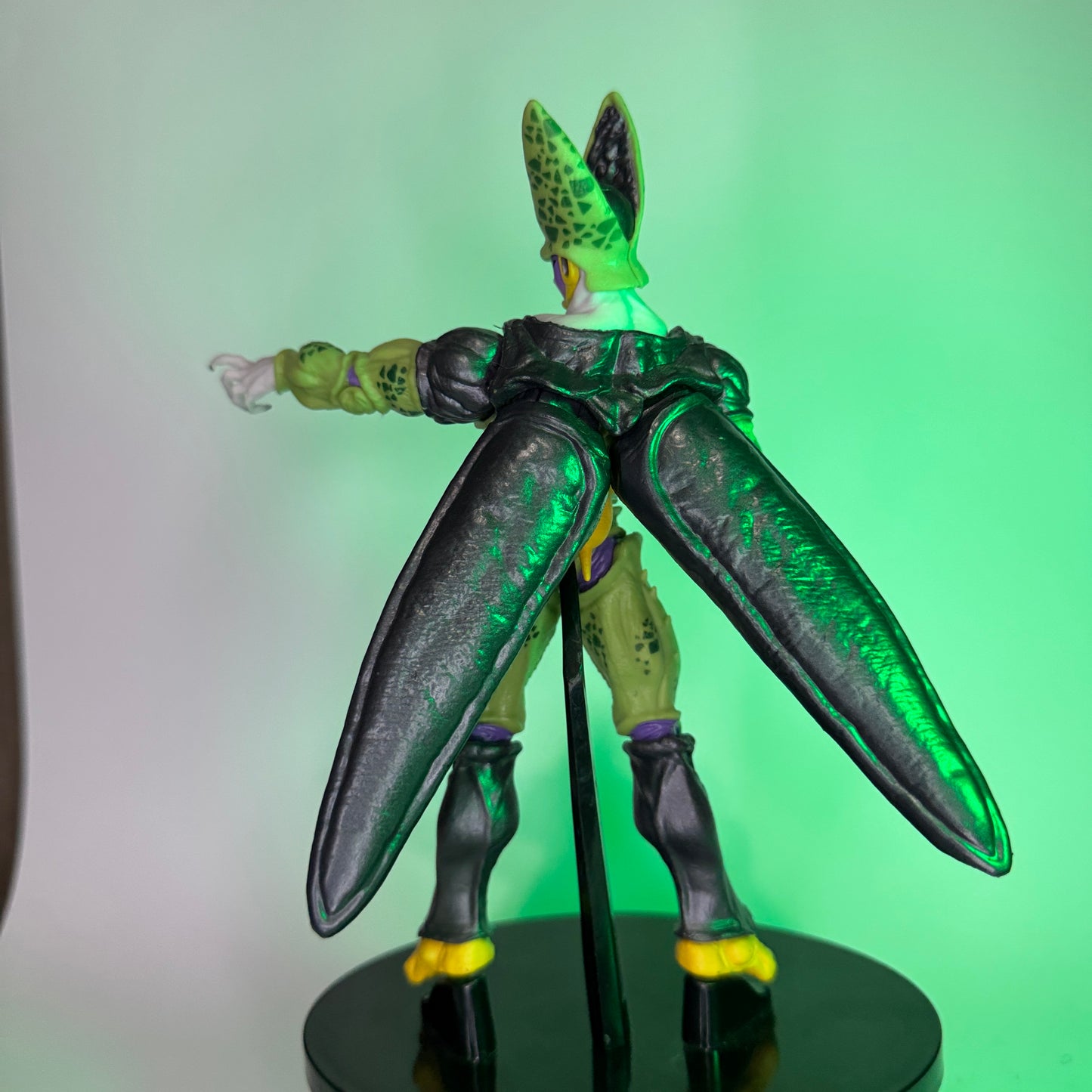 Action Figure Cell Perfeito 22cm Dragon Ball Z