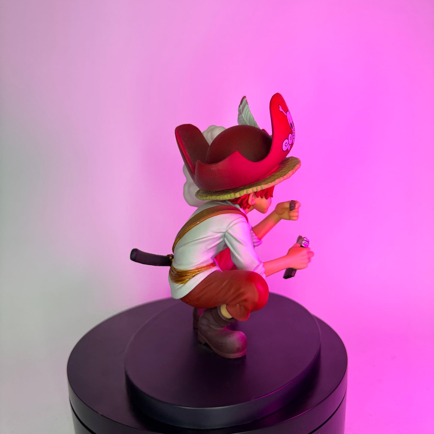 Action Figure Shanks 13cm One Piece Banpresto