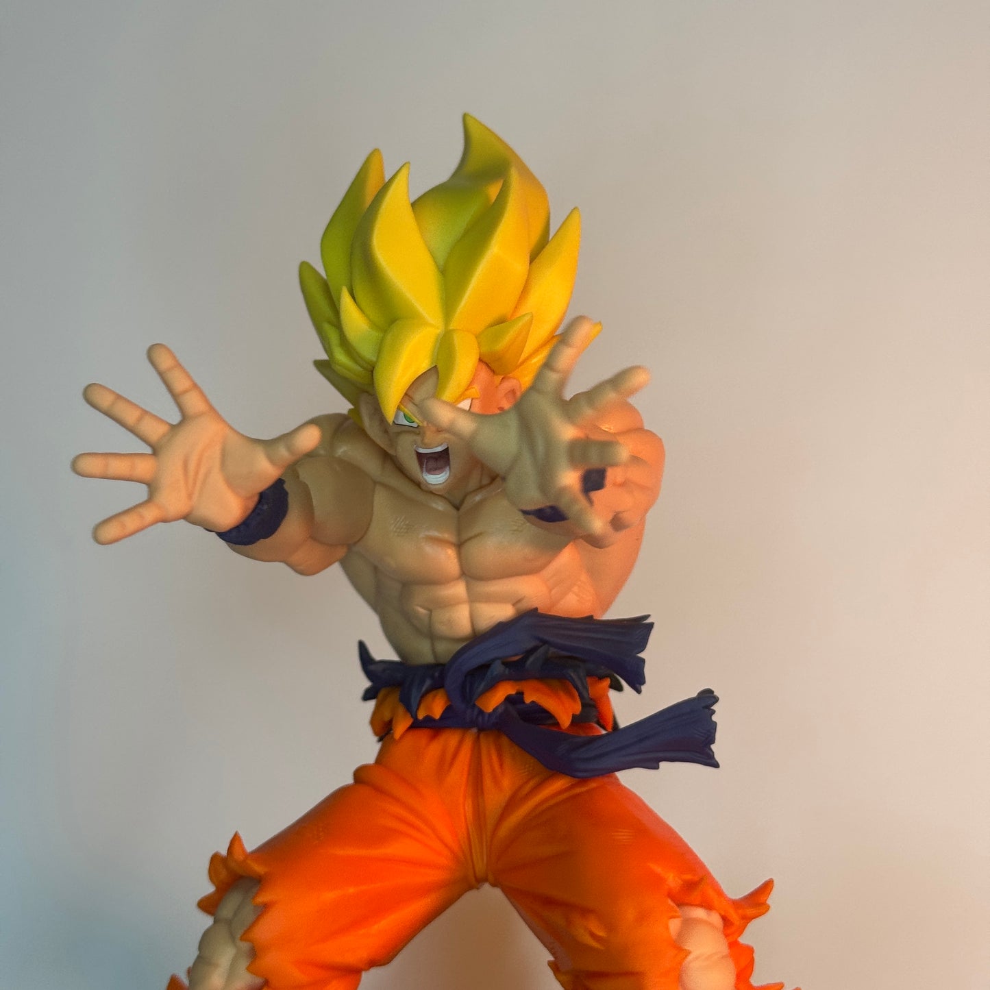 Action Figure Goku SSJ – Dragon Ball Z Banpresto 19cm
