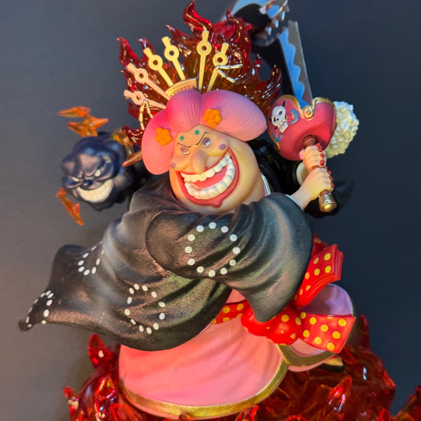 Action Figure Big Mom – One Piece 24cm