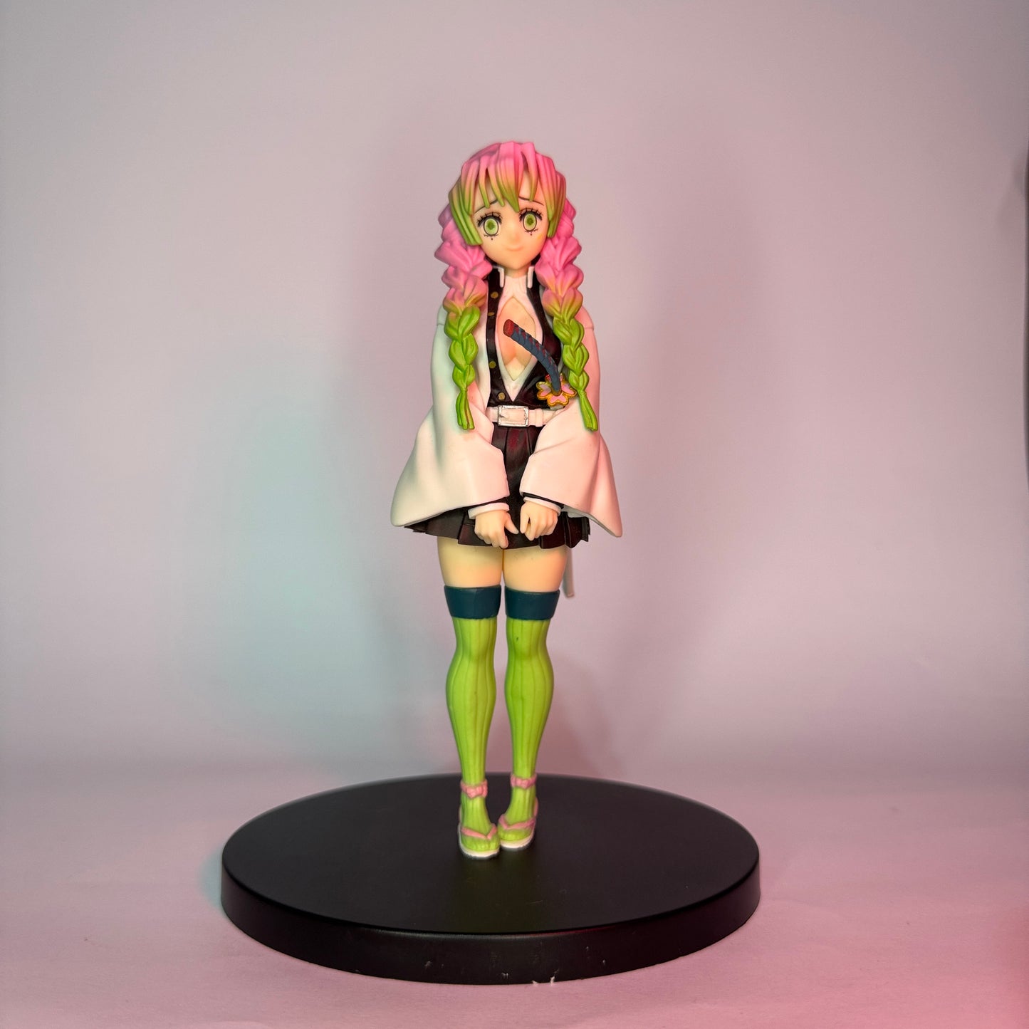 Action Figure Mitsuri Kanroji – Demon Slayer, 16 cm Bandai