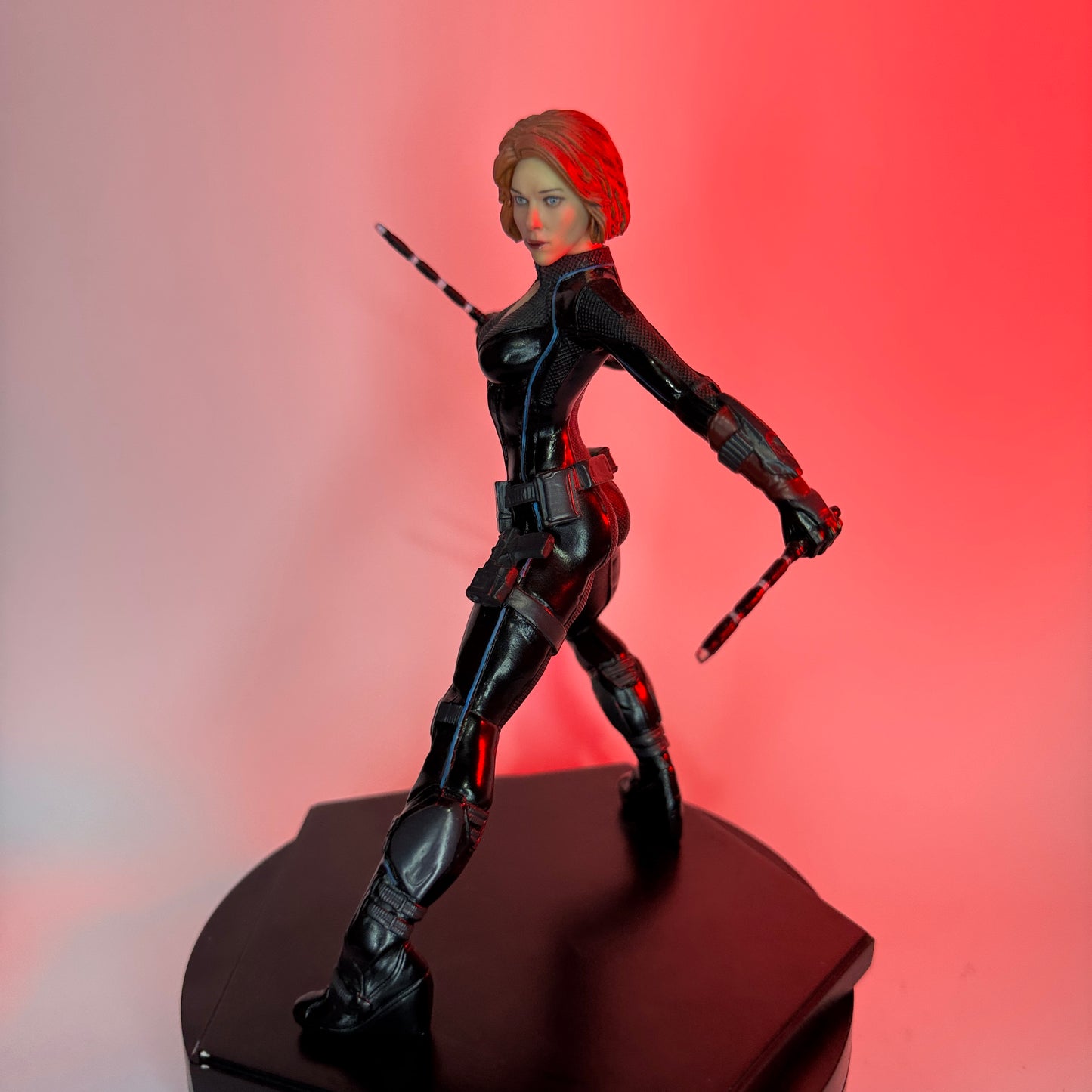 Action Figure Viúva Negra Iron Studios 16cm