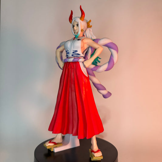 Action Figure Yamato One Piece - Banpresto  22 cm