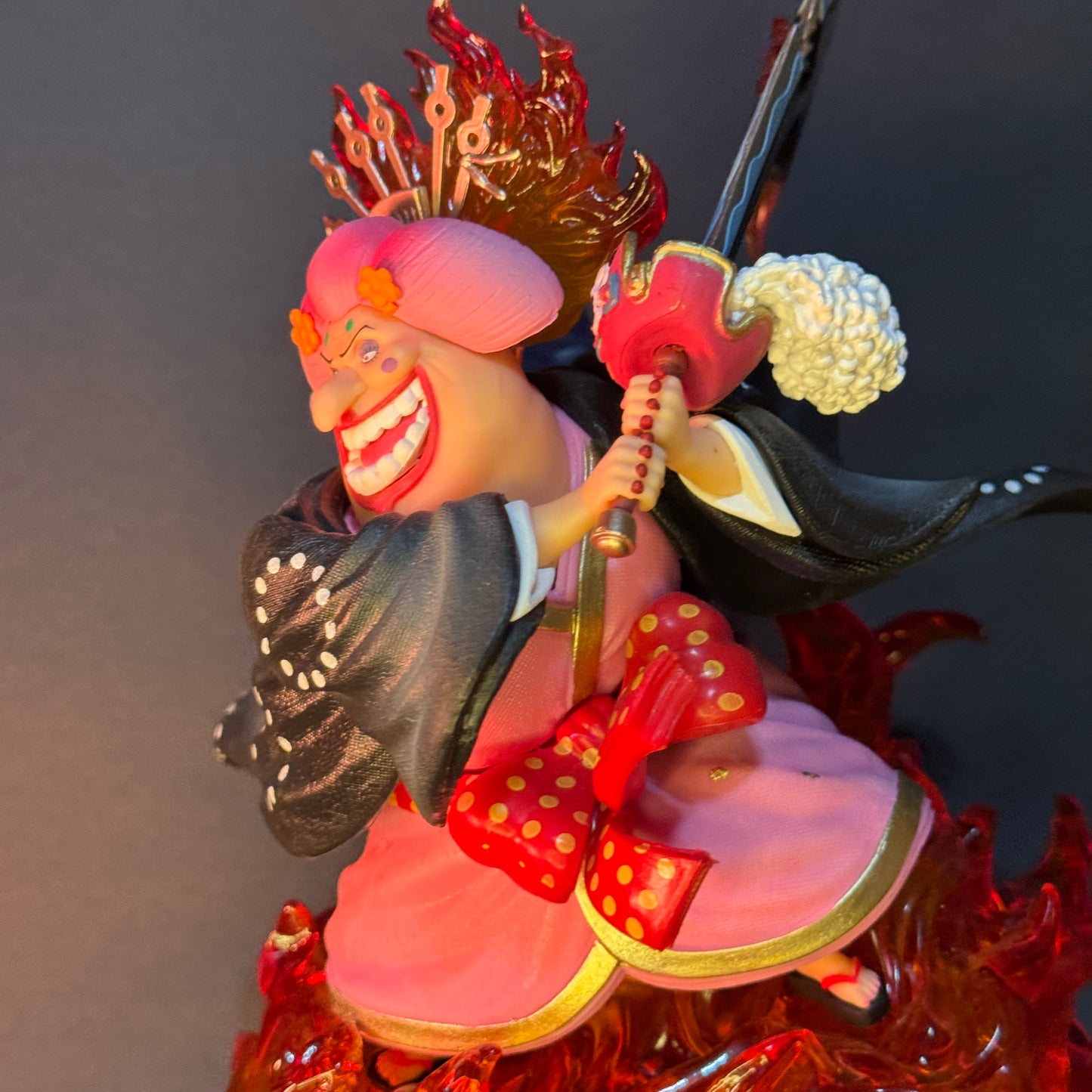 Action Figure Big Mom – One Piece 24cm