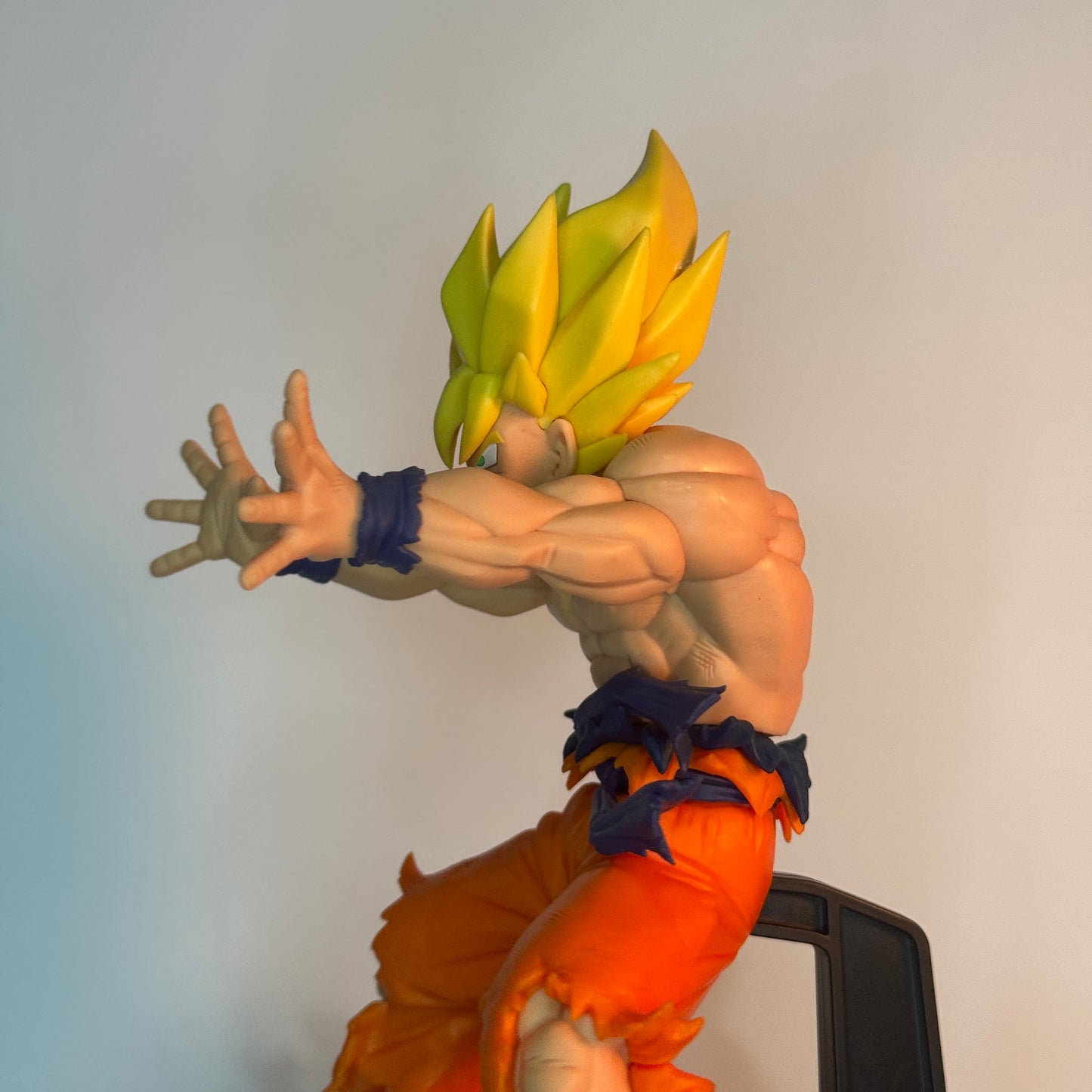 Action Figure Goku SSJ – Dragon Ball Z Banpresto 19cm