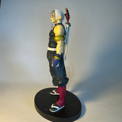 Action Figure Tengen Uzui – Demon Slayer, 19 cm Bandai PVC