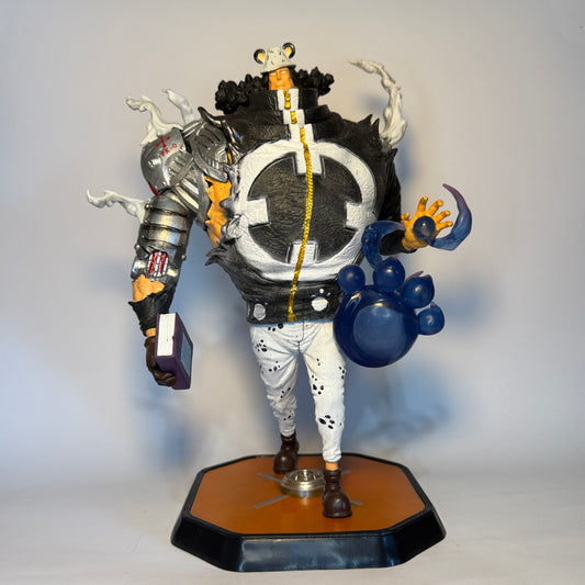 Bartholomew Kuma 28cm  – One Piece Colecionável