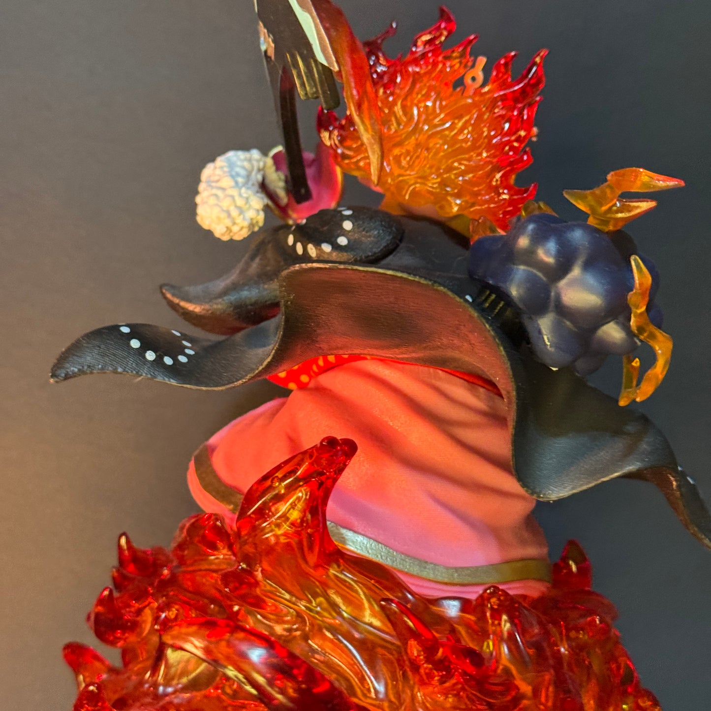 Action Figure Big Mom – One Piece 24cm