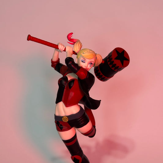 Action Figure Harley Quinn (DC Comics) – 18 cm  – SEGA