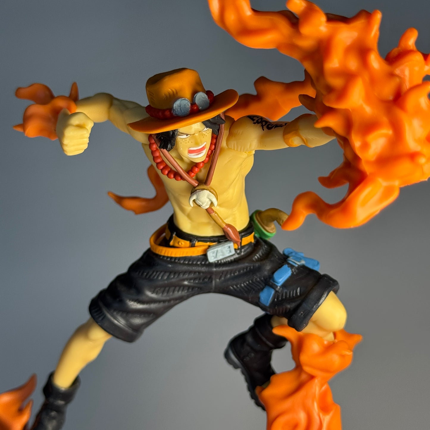 Action Figure Ace Bandai – One Piece 11cm com Chamas