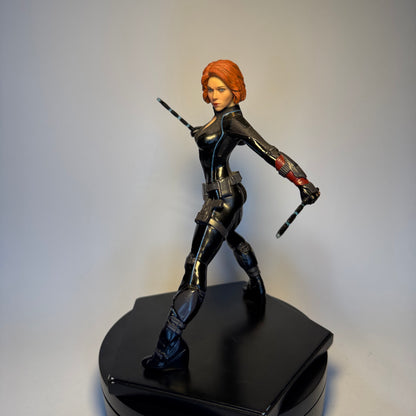 Action Figure Viúva Negra Iron Studios 16cm