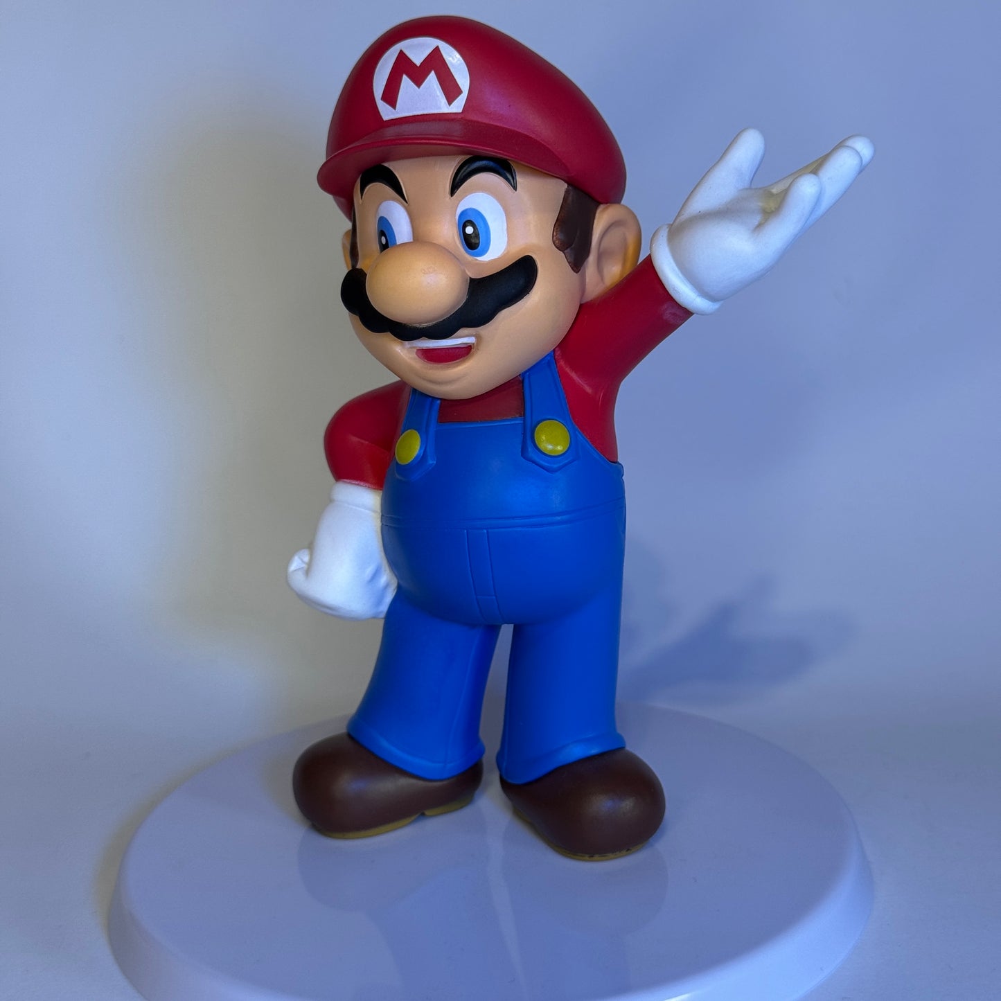 Mario 18cm PVC Premium – Nintendo Colecionável