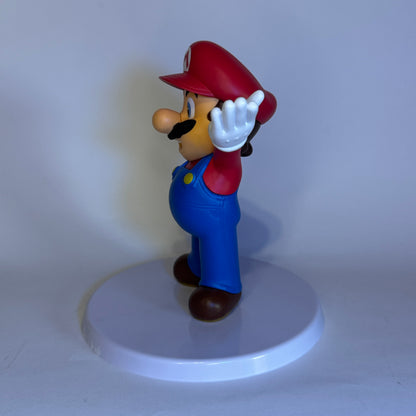 Mario 18cm PVC Premium – Nintendo Colecionável