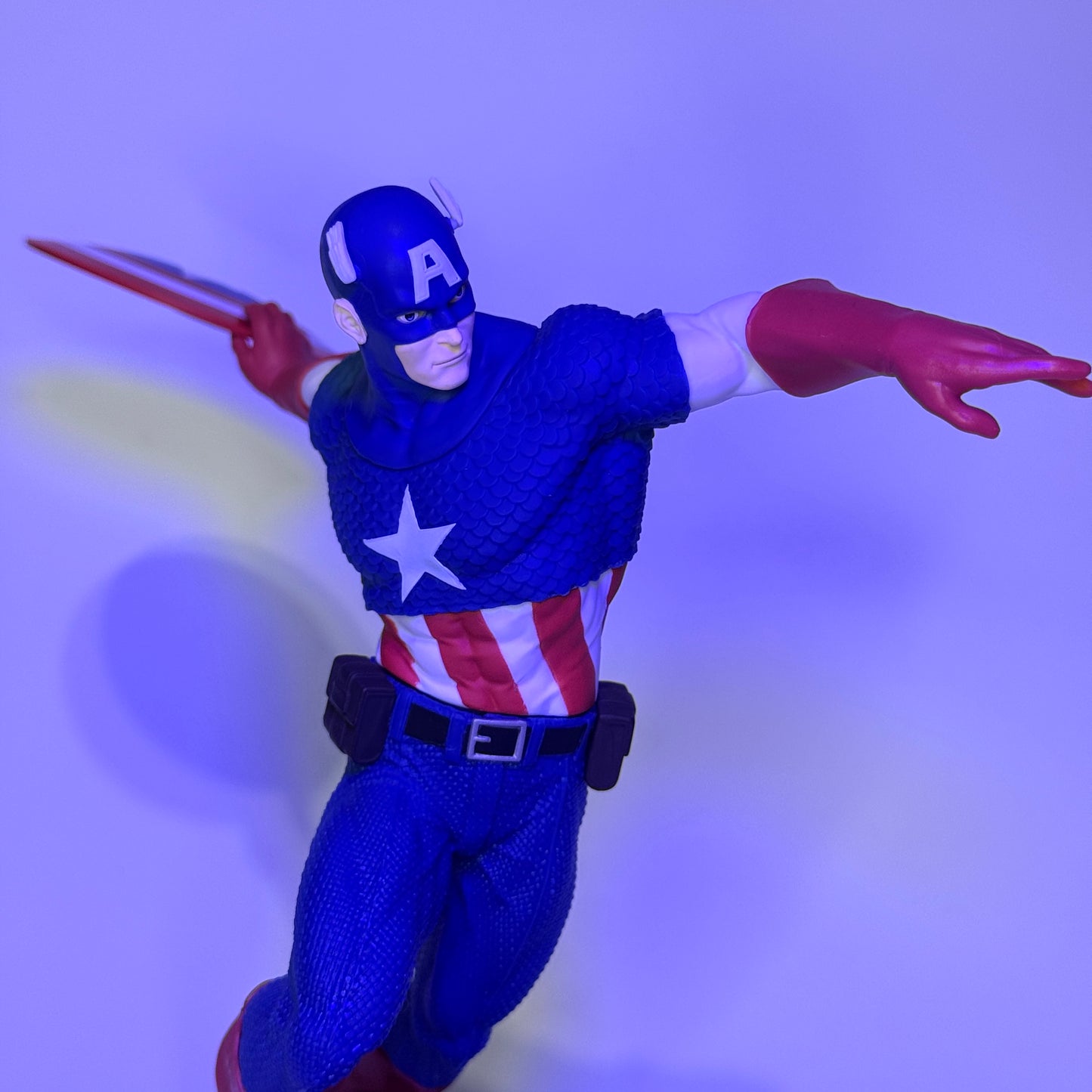 Action Figure Capitão América (Marvel) – 17 cm – PVC Premium – SEGA