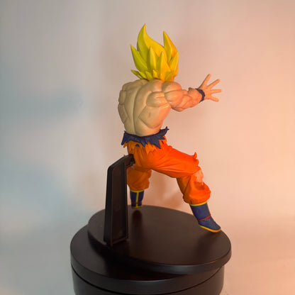 Action Figure Goku SSJ – Dragon Ball Z Banpresto 19cm