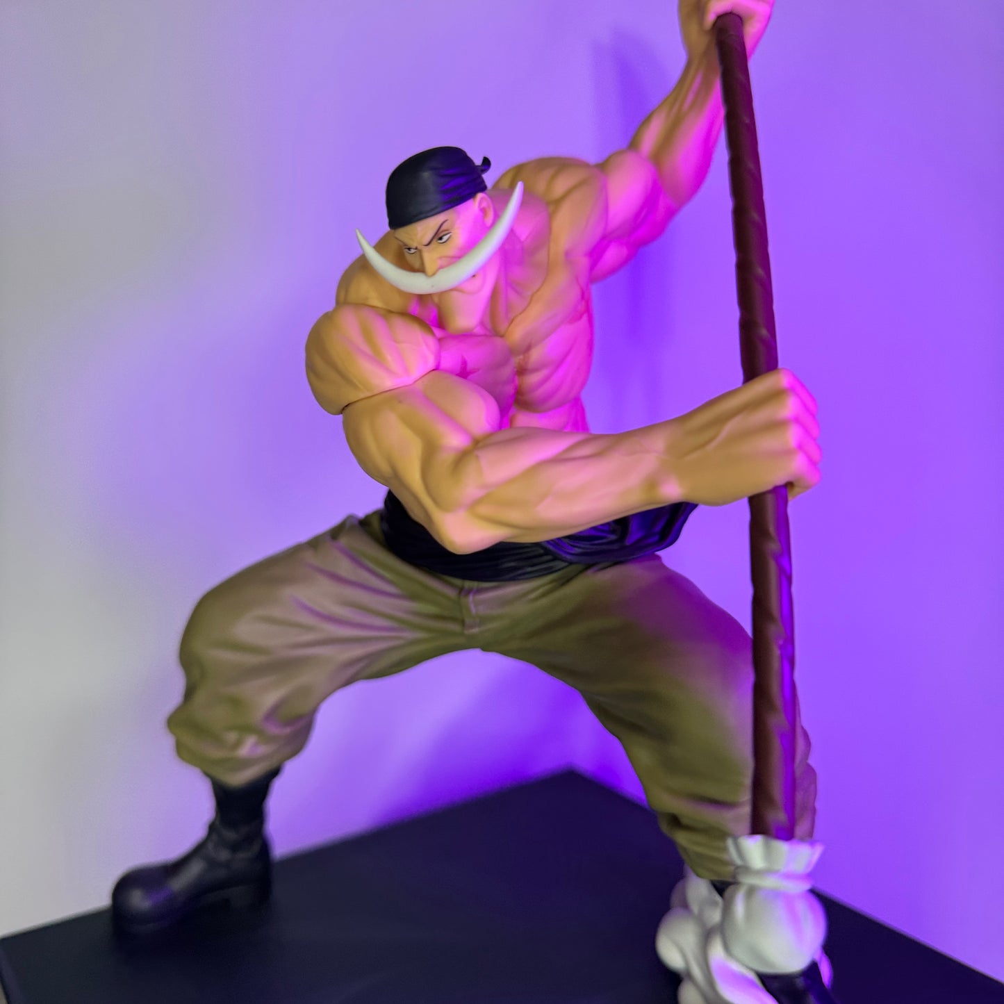 Action Figure Barba Branca One Piece – Banpresto Grandista