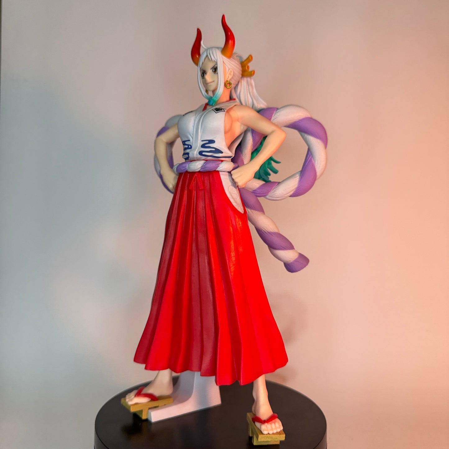 Action Figure Yamato One Piece - Banpresto  22 cm