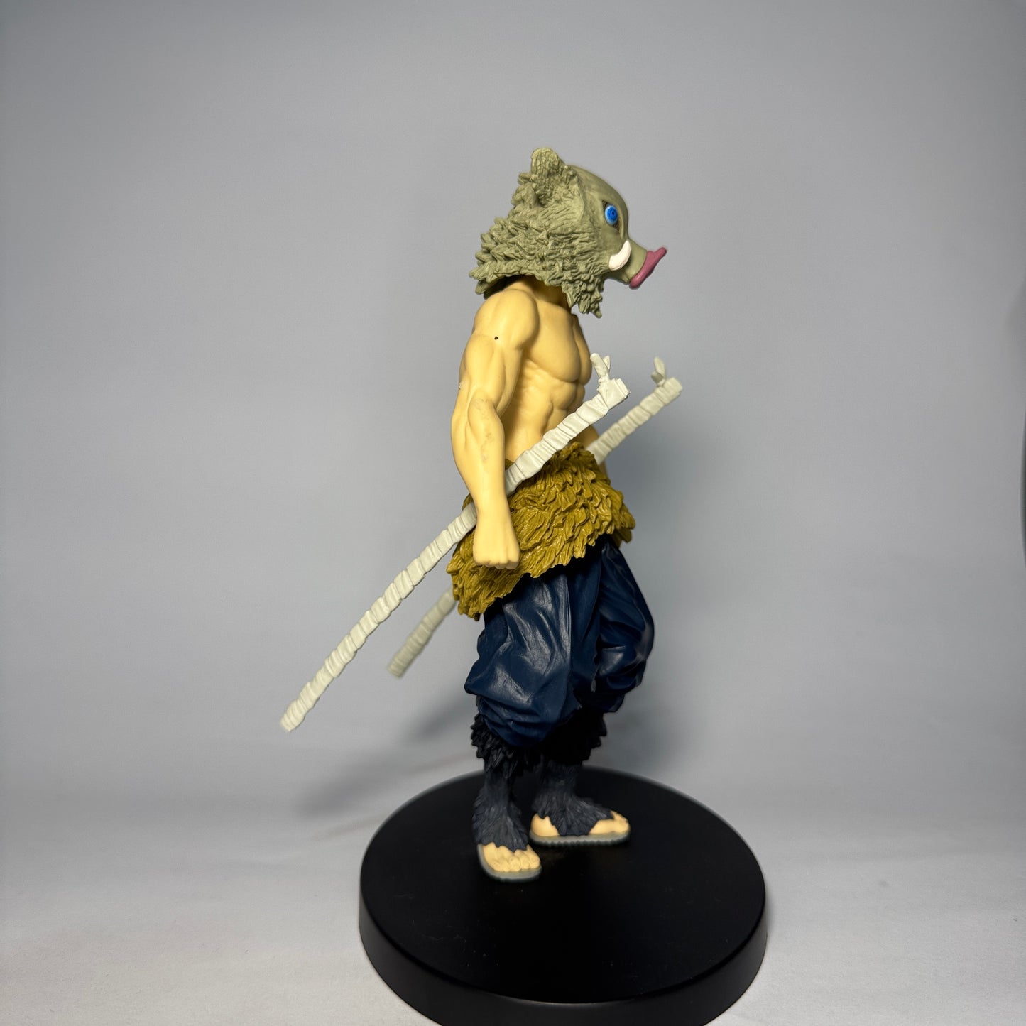 Action Figure Inosuke Hashibira – Demon Slayer PVC