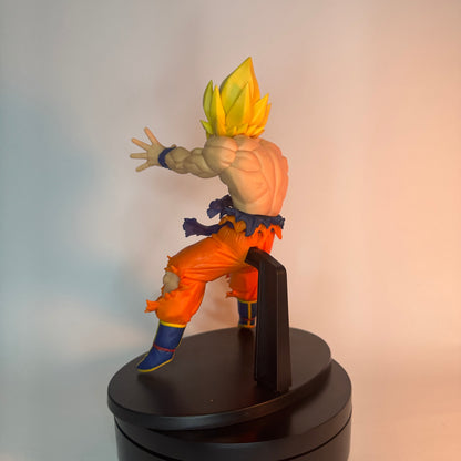 Action Figure Goku SSJ – Dragon Ball Z Banpresto 19cm